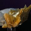 Muscovite sur quartz blanc brute 2